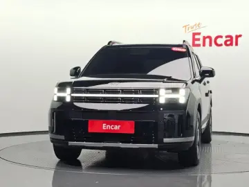 2025 Hyundai Santa Fe с пробегом 10 204 км