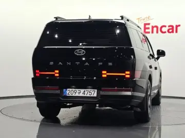 2025 Hyundai Santa Fe с пробегом 10 204 км