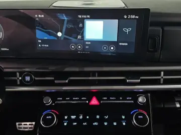 2025 Hyundai Santa Fe с пробегом 10 204 км