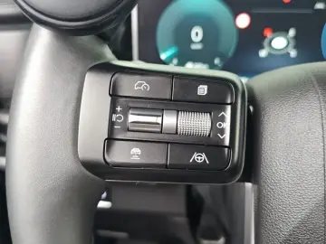 2025 Hyundai Santa Fe с пробегом 10 204 км
