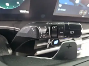 2025 Hyundai Santa Fe с пробегом 10 204 км