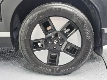 2025 Hyundai Santa Fe с пробегом 10 204 км