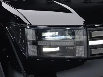 2025 Hyundai Santa Fe с пробегом 10 204 км