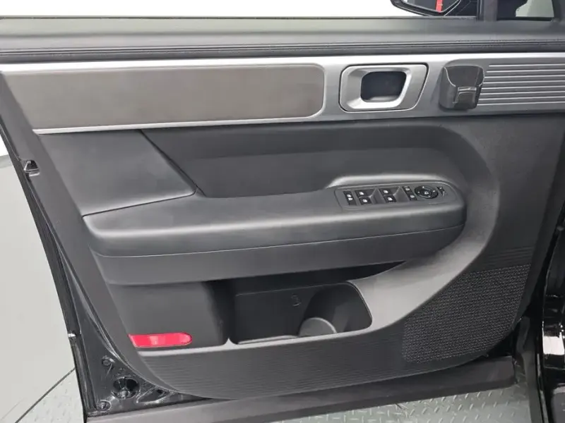 2025 Hyundai Santa Fe с пробегом 10 204 км