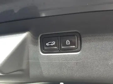 2025 Hyundai Santa Fe с пробегом 10 204 км