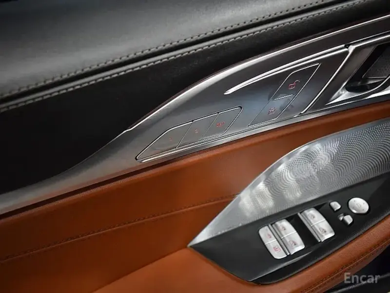 2023 BMW 8 серии с пробегом 38 072 км