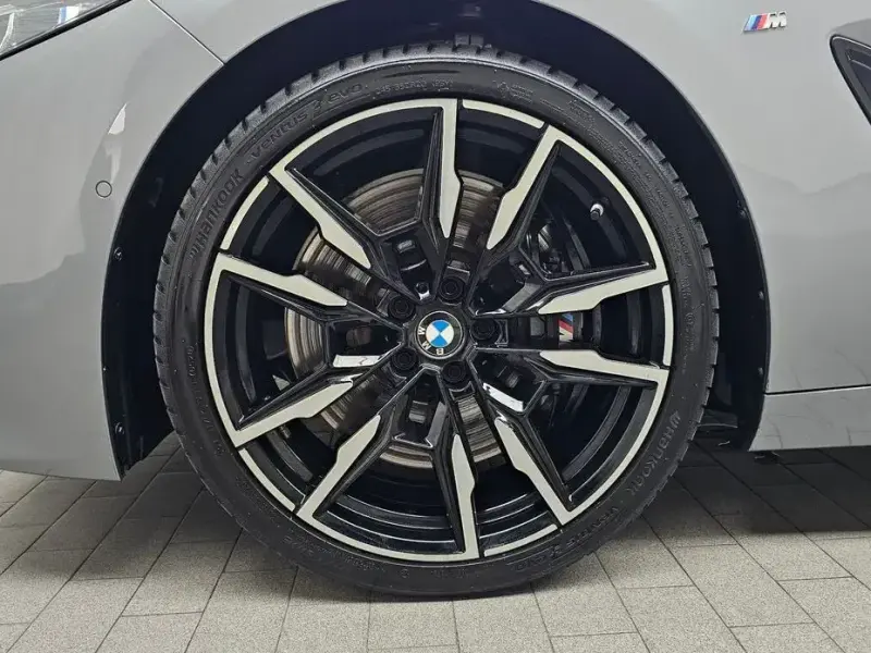 2025 BMW 8 серии с пробегом 5 872 км