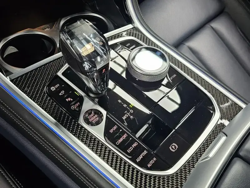 2025 BMW 8 серии с пробегом 5 872 км