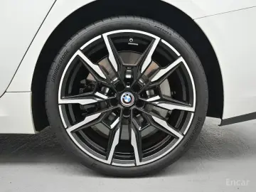 2025 BMW 8 серии с пробегом 12 840 км