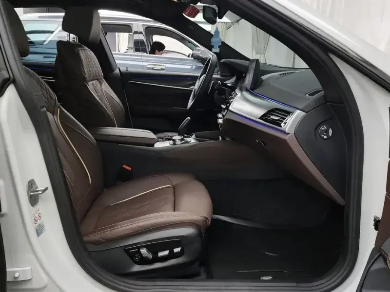 2023 BMW 6 серии с пробегом 38 904 км