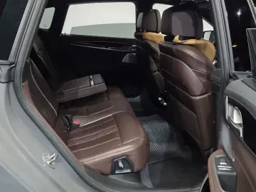 2022 BMW 6 серии с пробегом 113 140 км