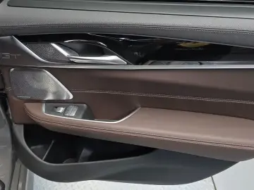 2022 BMW 6 серии с пробегом 113 140 км