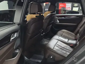 2022 BMW 6 серии с пробегом 113 140 км