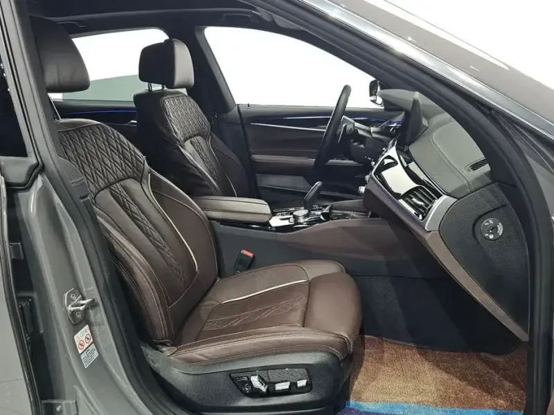 2022 BMW 6 серии с пробегом 59 076 км