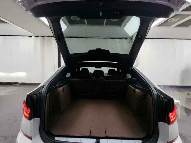 2023 BMW 6 серии с пробегом 99 890 км