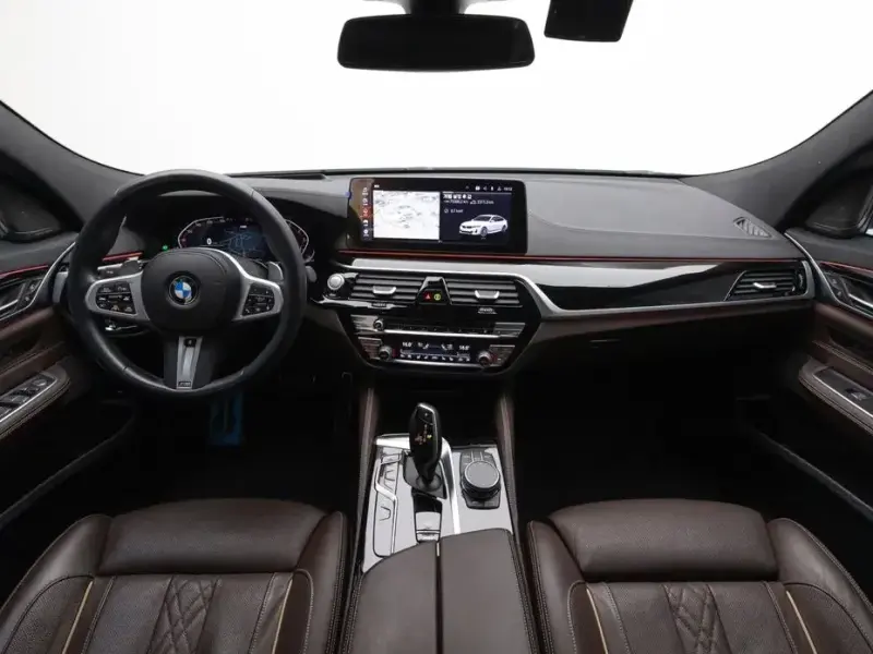 2023 BMW 6 серии с пробегом 75 401 км