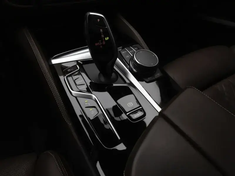 2023 BMW 6 серии с пробегом 75 401 км