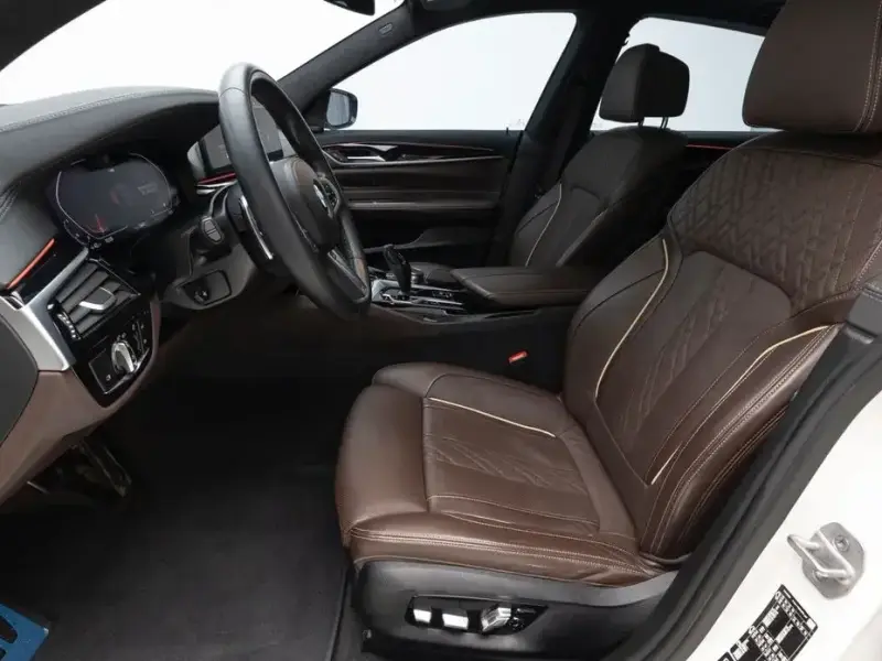 2023 BMW 6 серии с пробегом 75 401 км