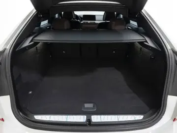 2023 BMW 6 серии с пробегом 75 401 км