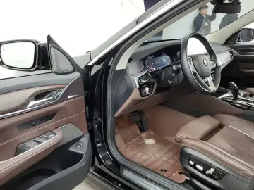 2023 BMW 6 серии с пробегом 29 497 км