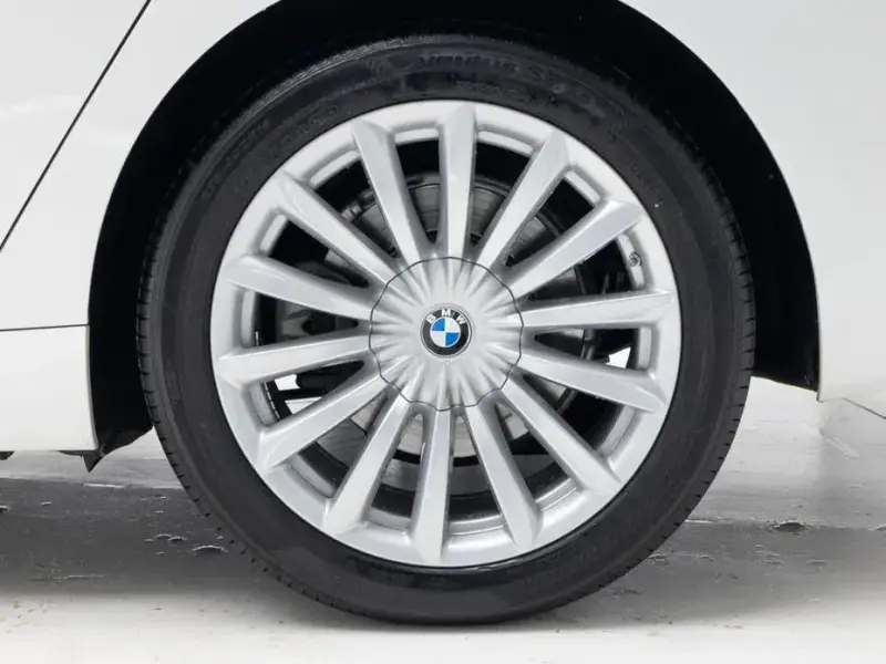 2021 BMW 6 серии с пробегом 33 641 км
