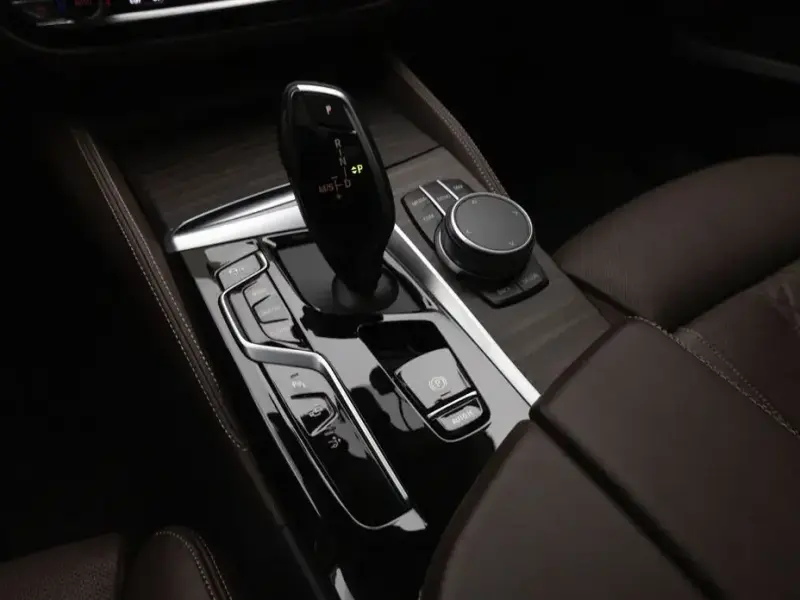 2021 BMW 6 серии с пробегом 33 641 км