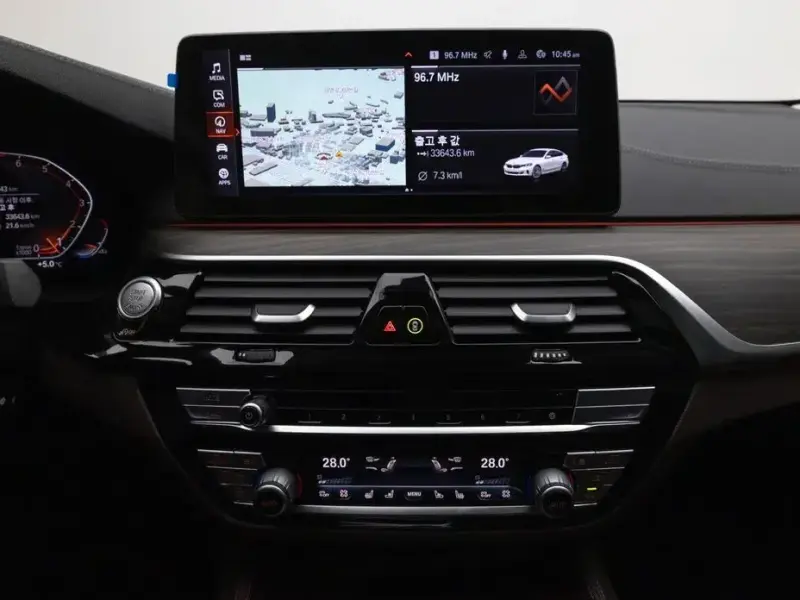2021 BMW 6 серии с пробегом 33 641 км