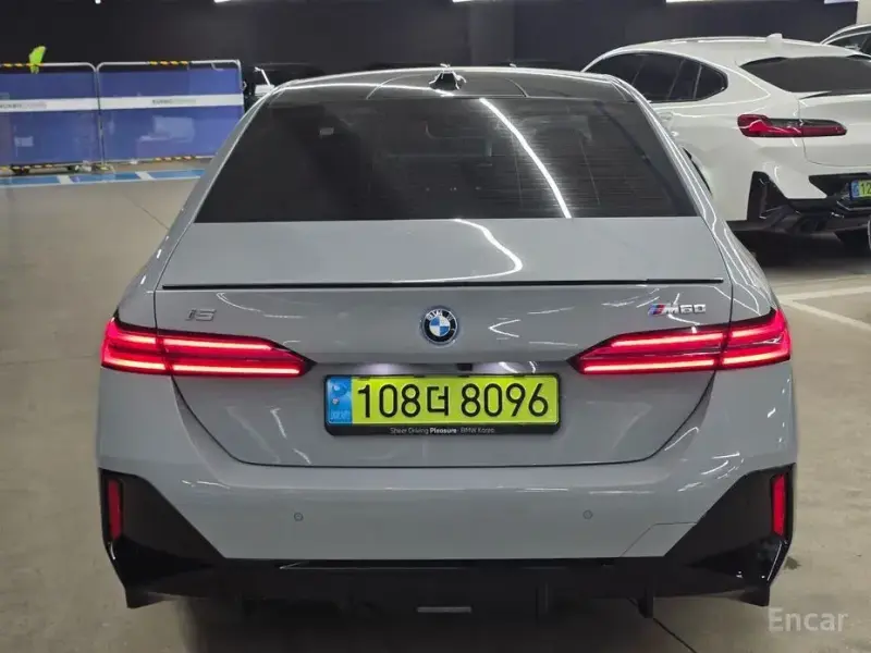 2024 BMW i5 с пробегом 21 725 км