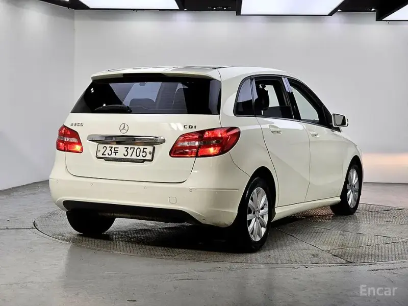 2013 Mercedes-Benz B-Класс с пробегом 141 513 км