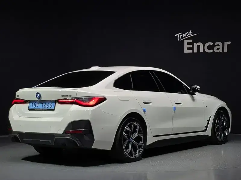 2023 BMW i4 с пробегом 88 111 км