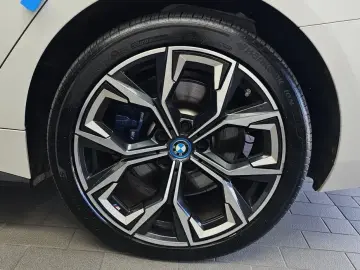 2023 BMW i4 с пробегом 88 111 км