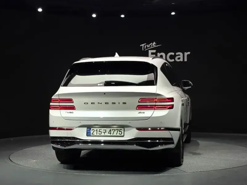 2023 Genesis GV80 с пробегом 57 161 км