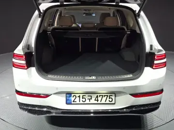 2023 Genesis GV80 с пробегом 57 161 км