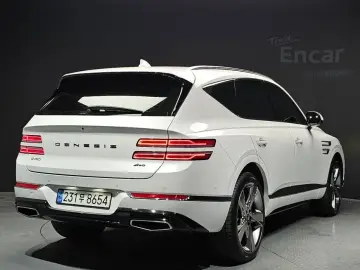 2023 Genesis GV80 с пробегом 95 024 км