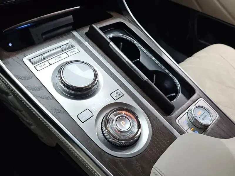 2023 Genesis GV80 с пробегом 95 024 км