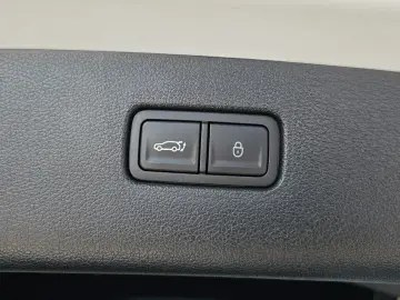2023 Genesis GV80 с пробегом 95 024 км