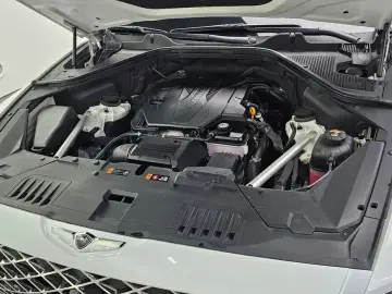 2023 Genesis GV80 с пробегом 45 647 км