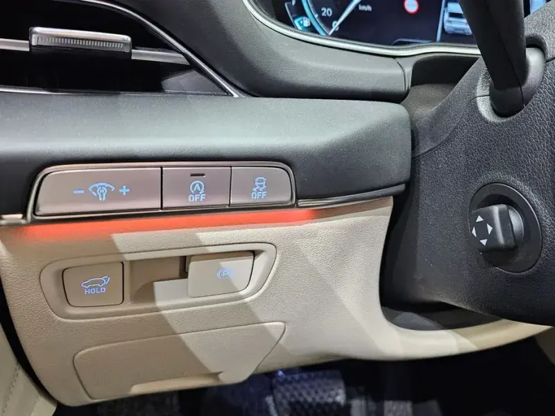 2023 Genesis GV80 с пробегом 45 647 км
