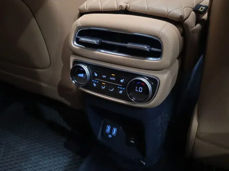 2023 Genesis GV80 с пробегом 41 012 км