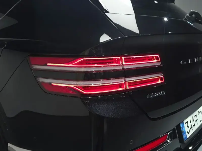 2023 Genesis GV80 с пробегом 41 012 км