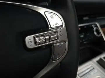 2023 Genesis GV80 с пробегом 41 012 км
