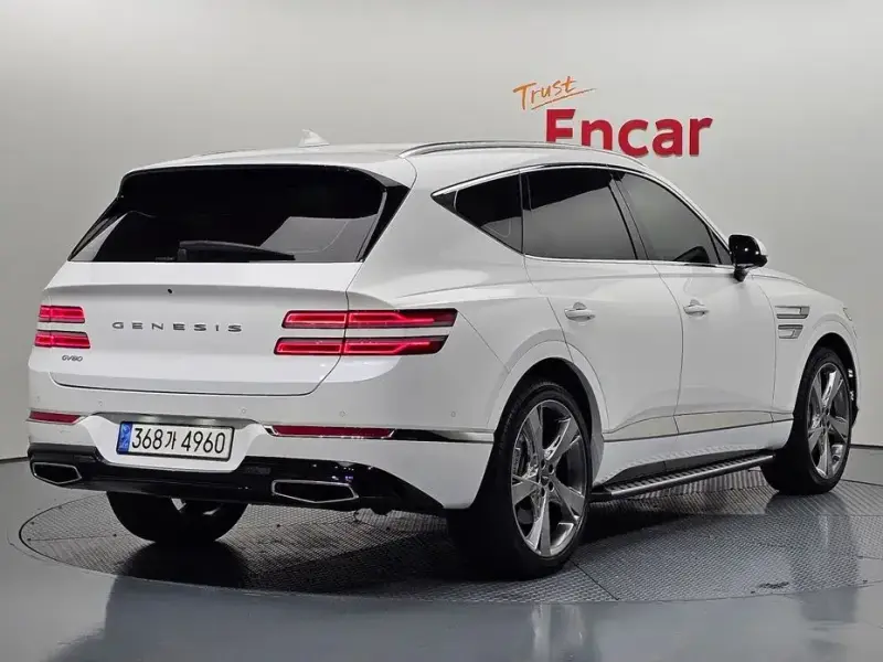 2023 Genesis GV80 с пробегом 26 705 км