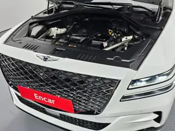 2023 Genesis GV80 с пробегом 26 705 км