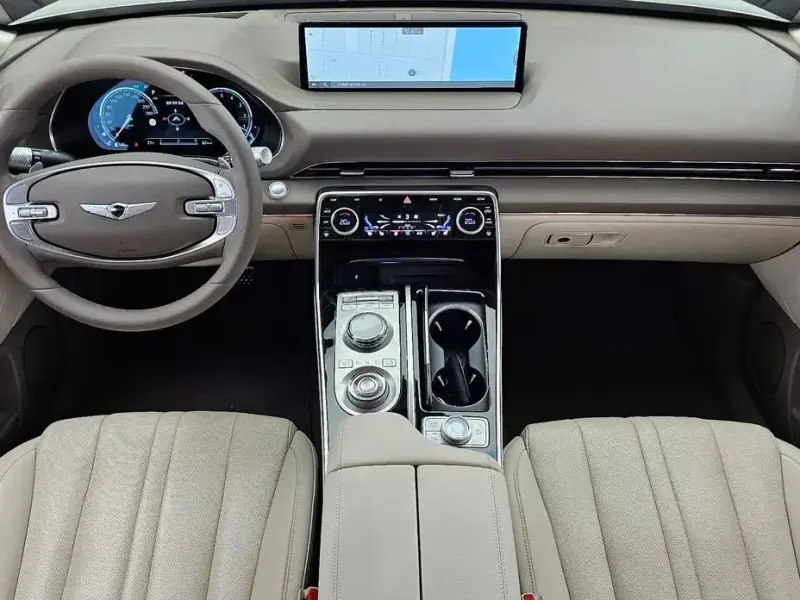 2023 Genesis GV80 с пробегом 26 705 км