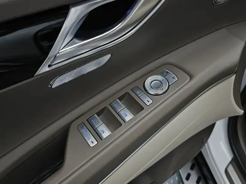 2023 Genesis GV80 с пробегом 26 705 км