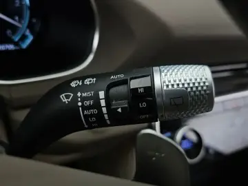 2023 Genesis GV80 с пробегом 26 705 км