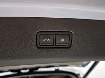 2023 Genesis GV80 с пробегом 26 705 км