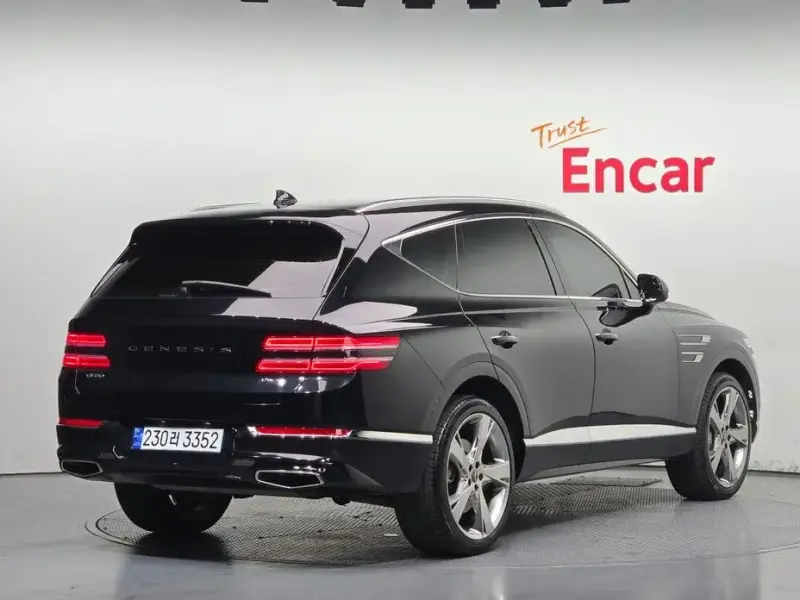2023 Genesis GV80 с пробегом 26 806 км