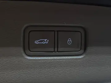 2023 Genesis GV80 с пробегом 26 806 км