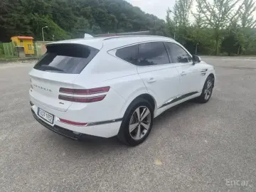 2023 Genesis GV80 с пробегом 42 075 км